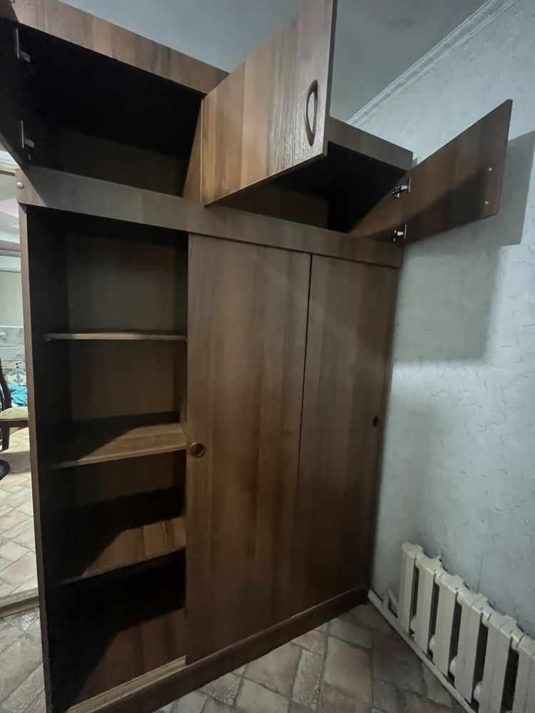 Шкаф в спальню