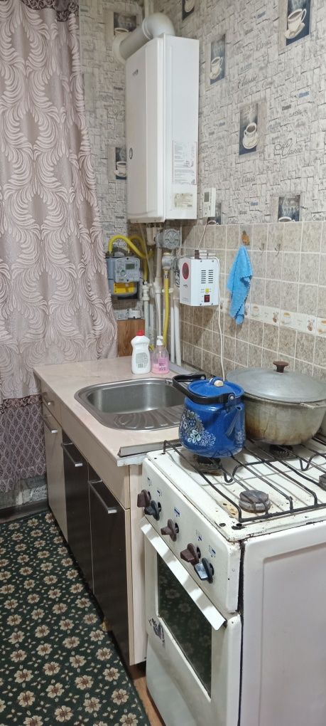 1 honali Kvartira ijaraga beraman qorasuv 6 da