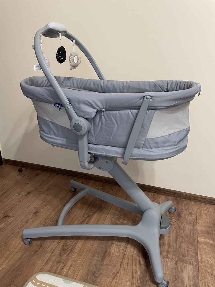 Chicco мултифункционално кошче Baby hug 4 in 1