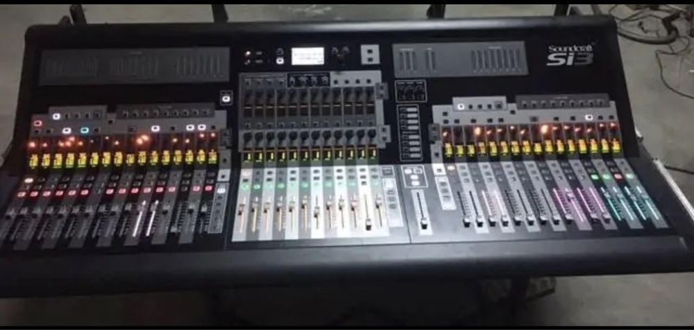 mixer digital Soundcraft Si3, case inclus