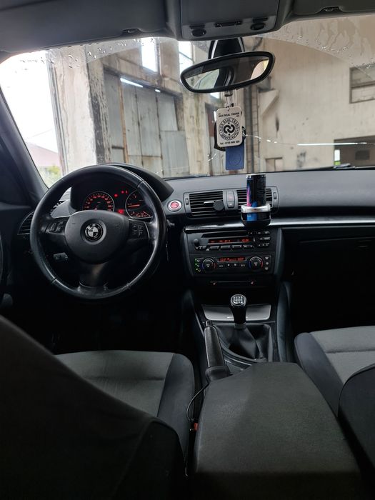 Vând BMW Seria 1