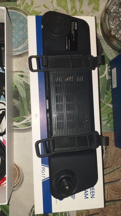 Vand camera bord auto AZDOME