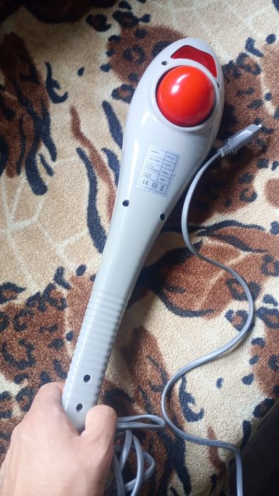 Вибриращ масажор с инфрачервена топлина