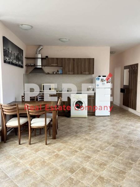 Продава се Тристаен апартамент в к.к. Слънчев бряг - 150 кв.м за 434 €/кв.м - Снимка #1