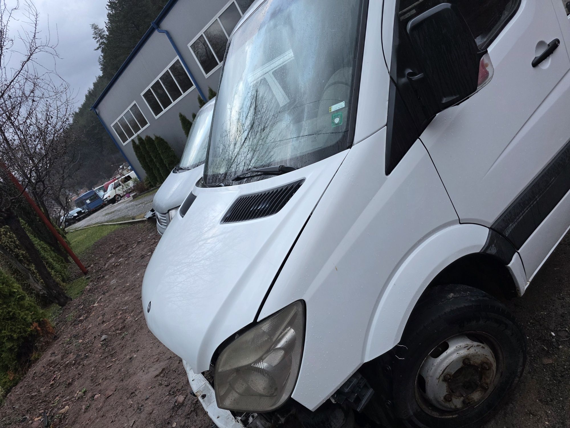 Mercedes Sprinter 515 – На части W906
