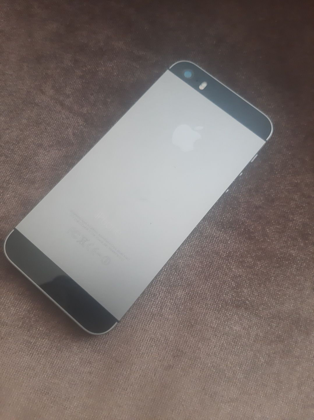 Обменяю айфон 5s