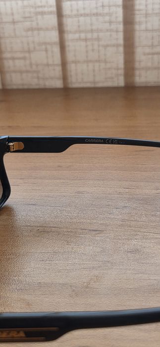 Carrera слънчеви очила нови.