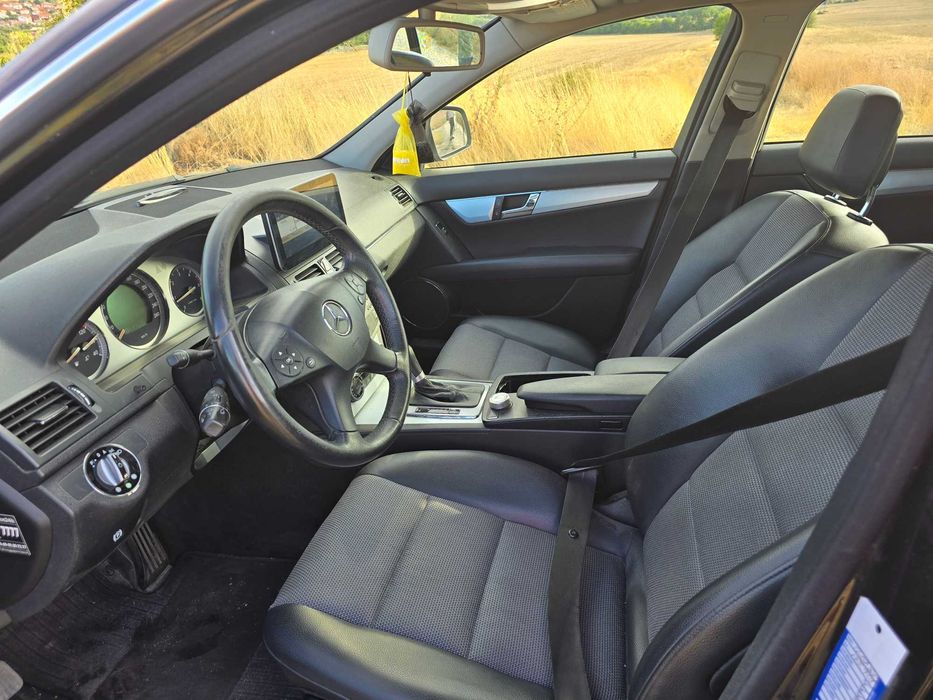 MERCEDES BENZ C220 2.2 cdi avantgarde *646