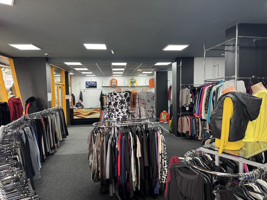 DE INCHIRIAT spatiu comercial SOARELUI