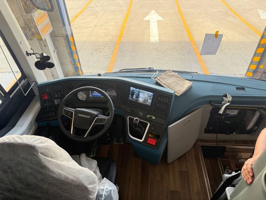 Туристический автобус Zhongtong Bus LCK6129H 2025