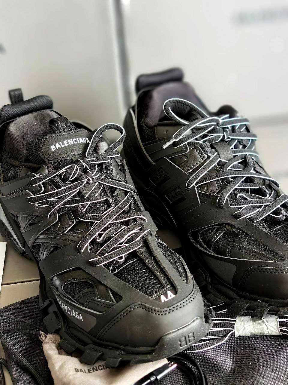 Мъжки кецове Balenciaga track led светещи