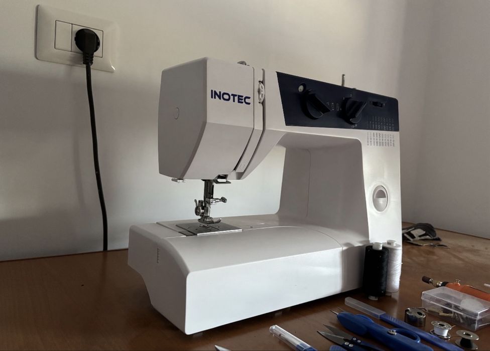 Masina de cusut Inotec