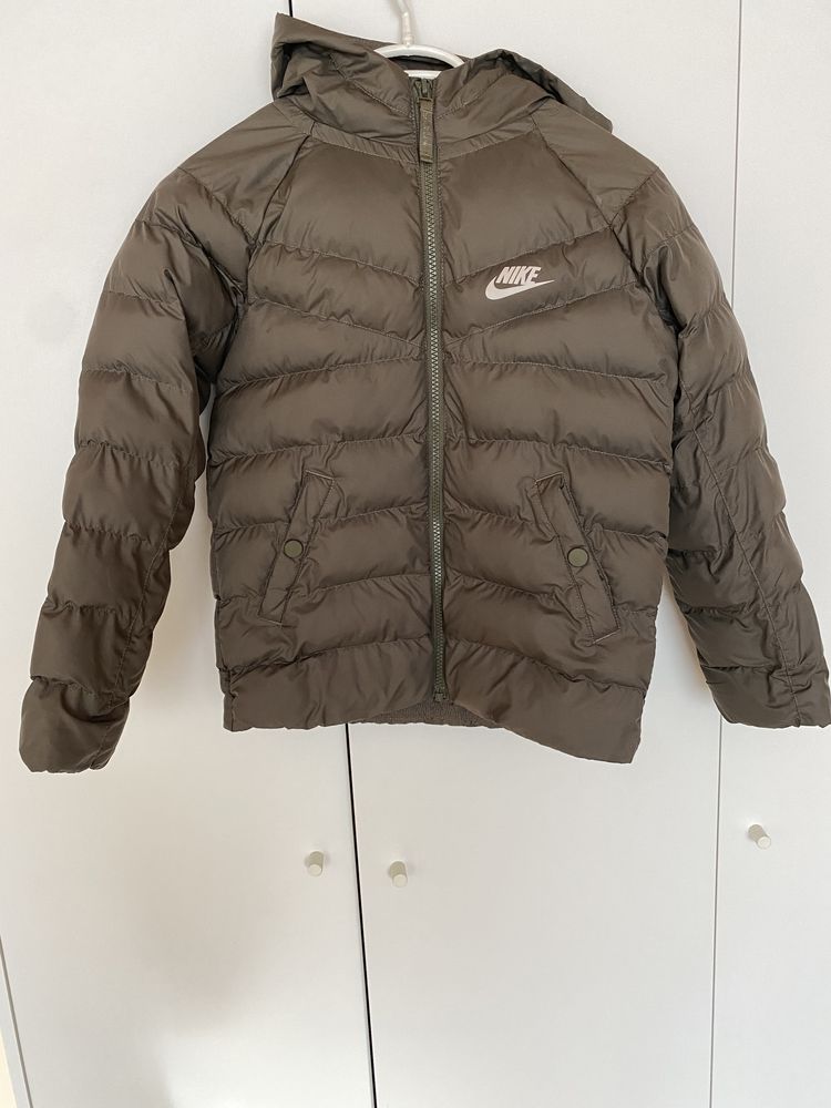 якета за момиче nike и the north face