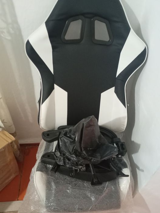 Компьютерное кресло