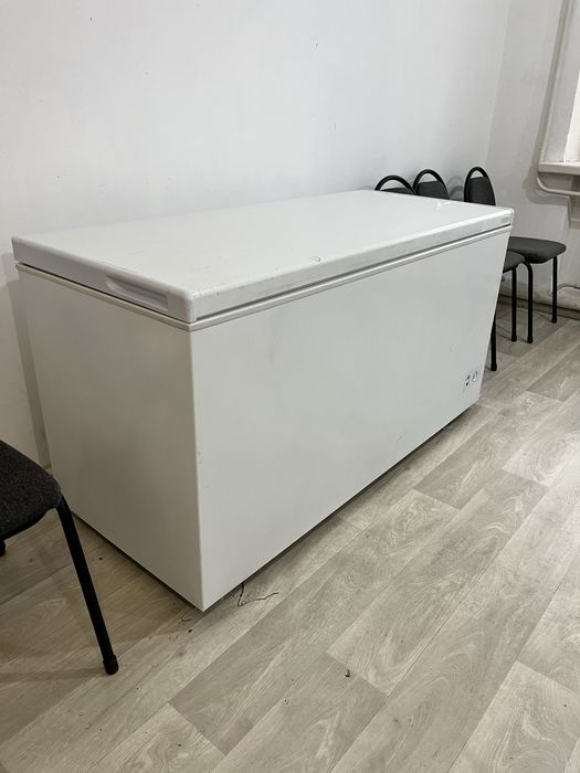 Продам морозильник
