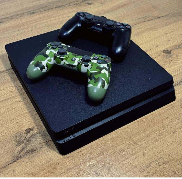 Sony PlayStation 4 slim