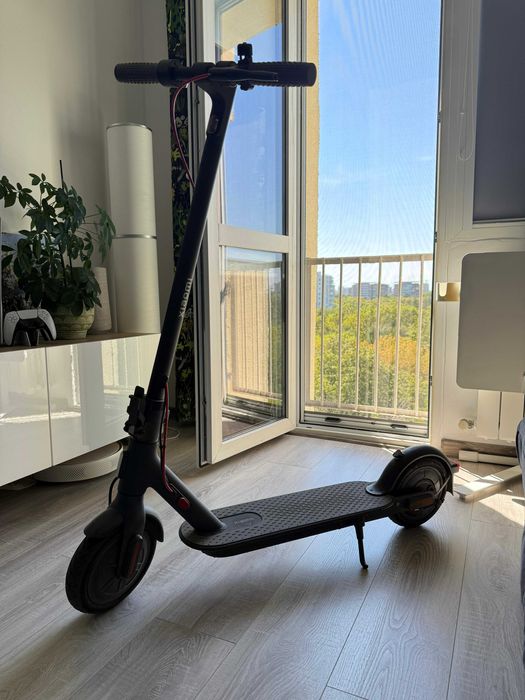 Trotinetă electrică Xiaomi Scooter 3 Lite – stare foarte bună