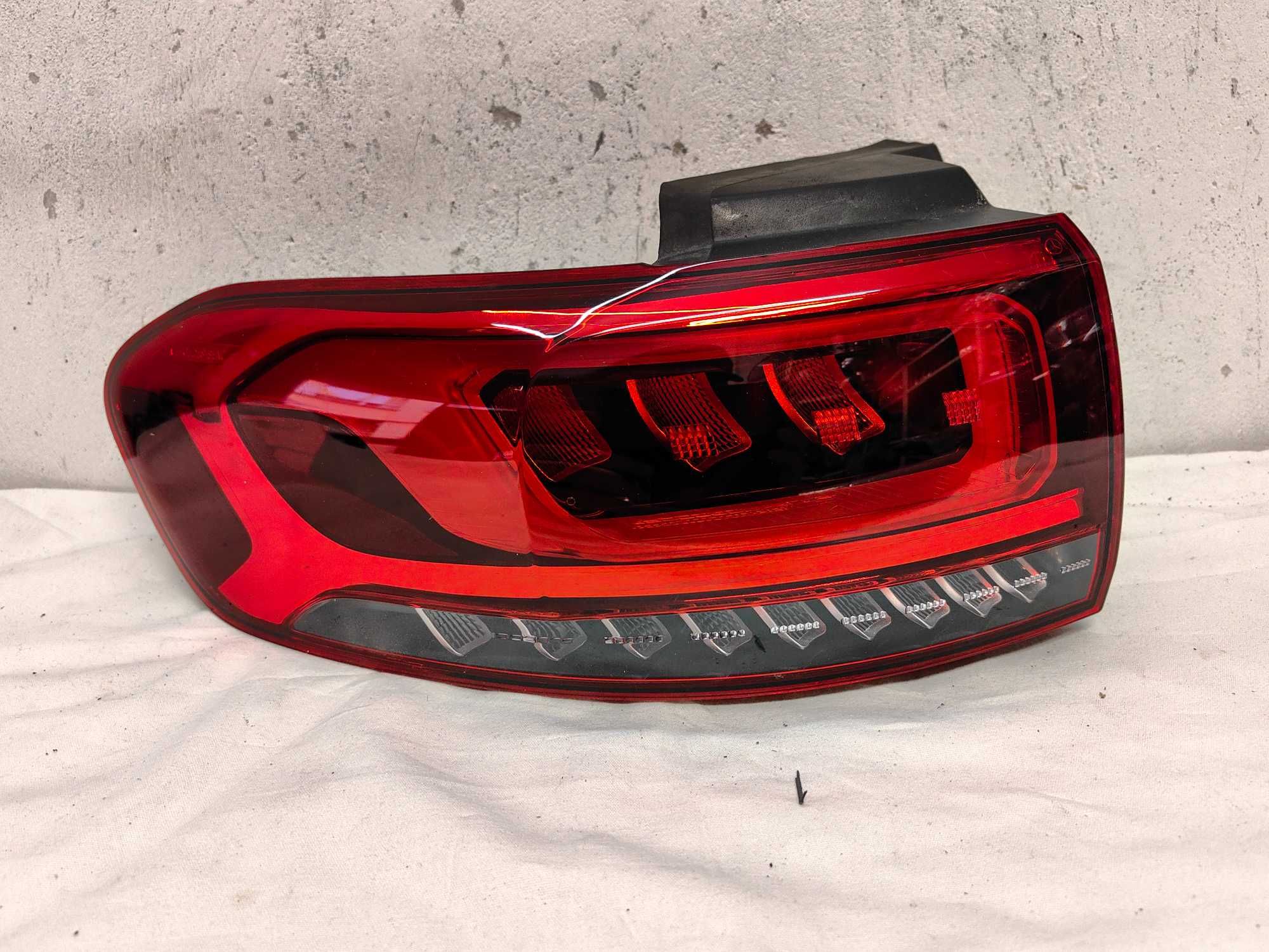 Оригинален стоп Мерцедес 243 Mercedes EQB 243 Led
