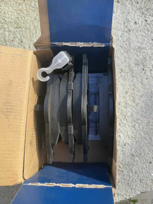 Накладки за кола