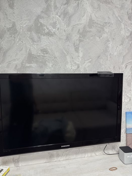 Продам телевизор самсунг