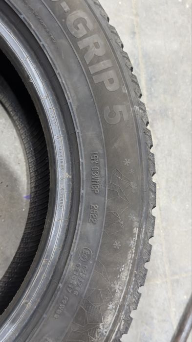 Зимни гуми 235/55/17 Semperit dot22