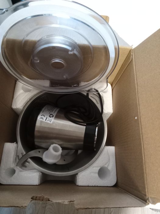 Tocător electric pentru alimente