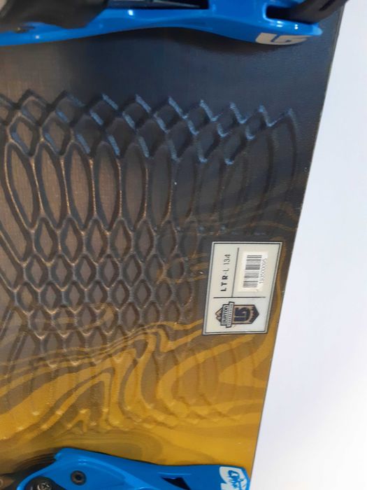 Placa snowboard Burton LTR 134 cm cu legaturi Burton - boots