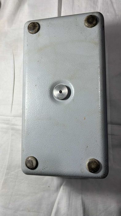 Megohmetru Metrawatt BBC Goerz, model J100/1000