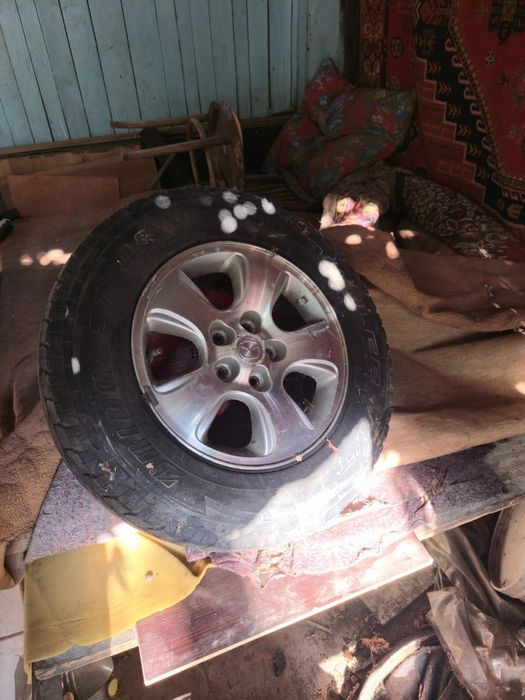 Продам оригинальные диски от Mazda Tribute (Ford Maverick). 4 штуки.