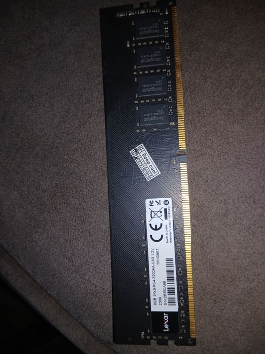 Sotiladi z490 bioston gta plata i5 10400f tosh