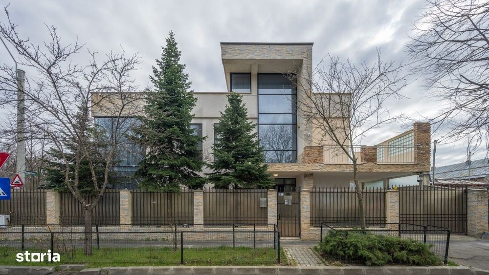 Casa moderna cu influente mediteraneene l Jandarmeriei l Comision 0