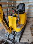 MINIEXCAVATOR JCB . 3 cupe. Picon.