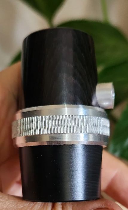 Butoias reglabil din lemn de grenadilla  pentru clarinet