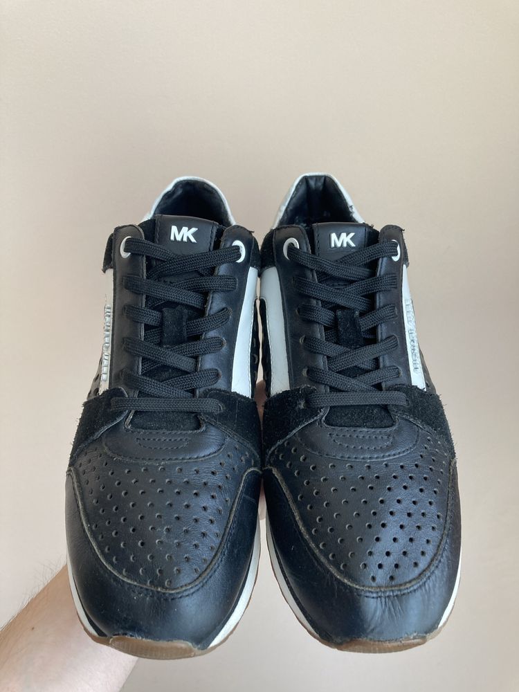 Оригинални дамски обувки/маратонки Michael Kors номер 38