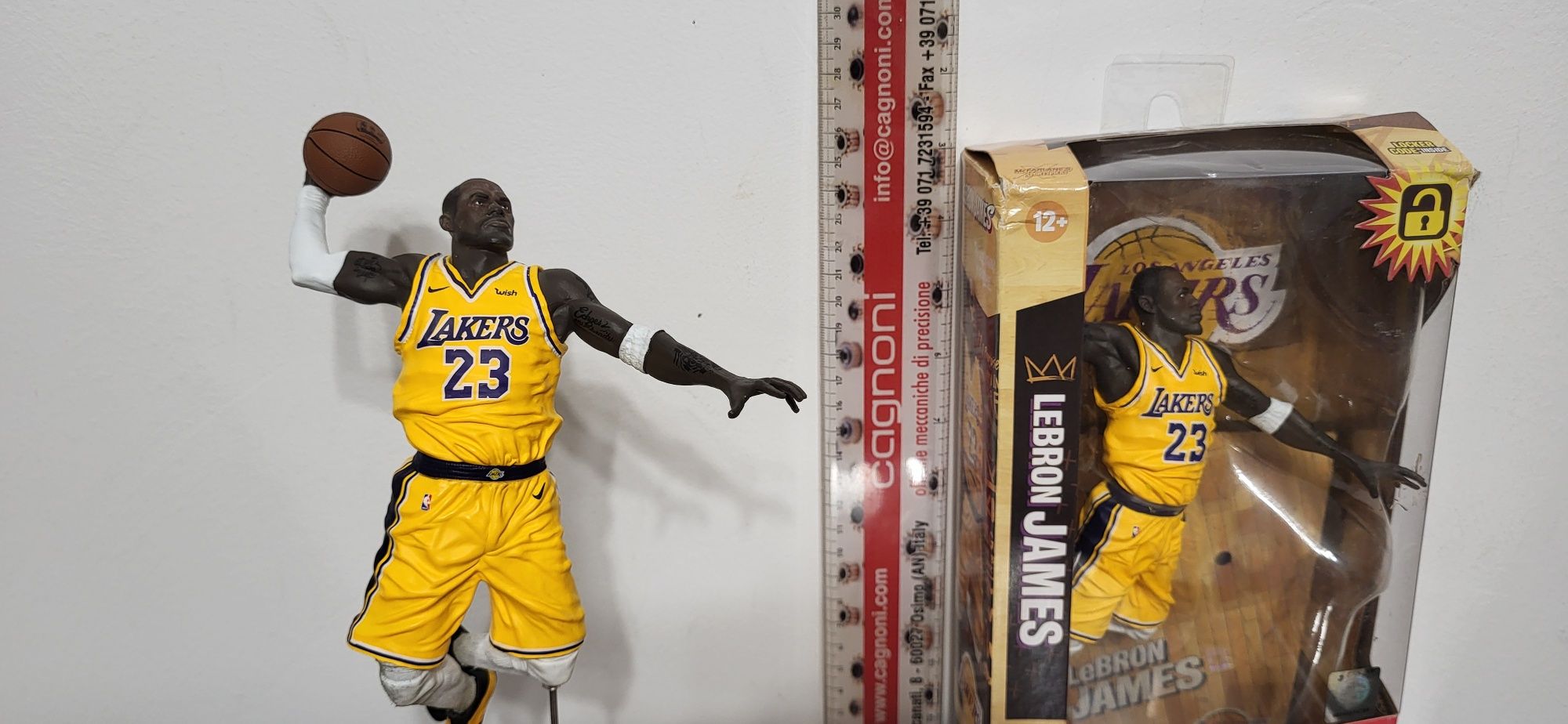 Figurina Lebron James LA Lakers NBA, Kobe Bryant, Michael Jordan