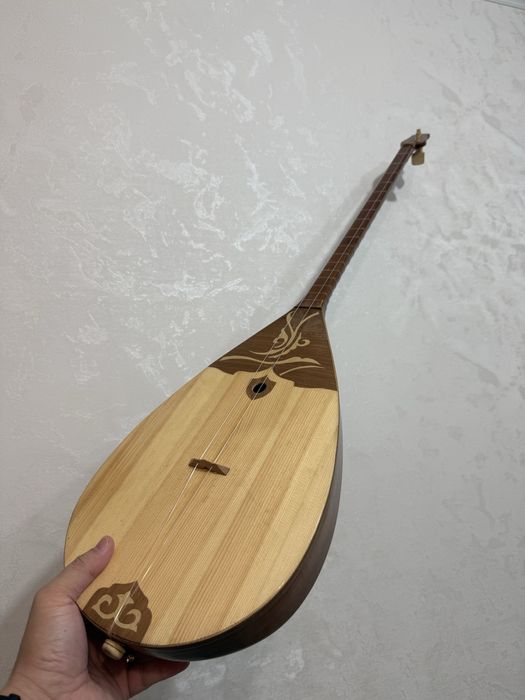 Домбыра - жақсы сапада