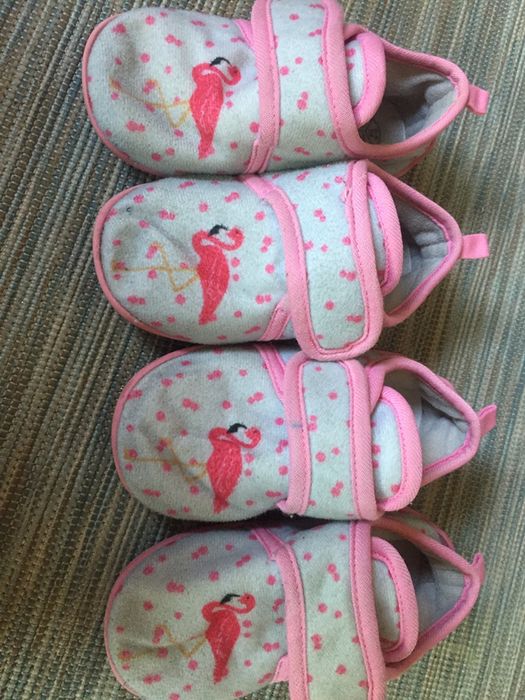 Ватирани кецове,гумени ботуши, пантофи, сандали, джапанки,