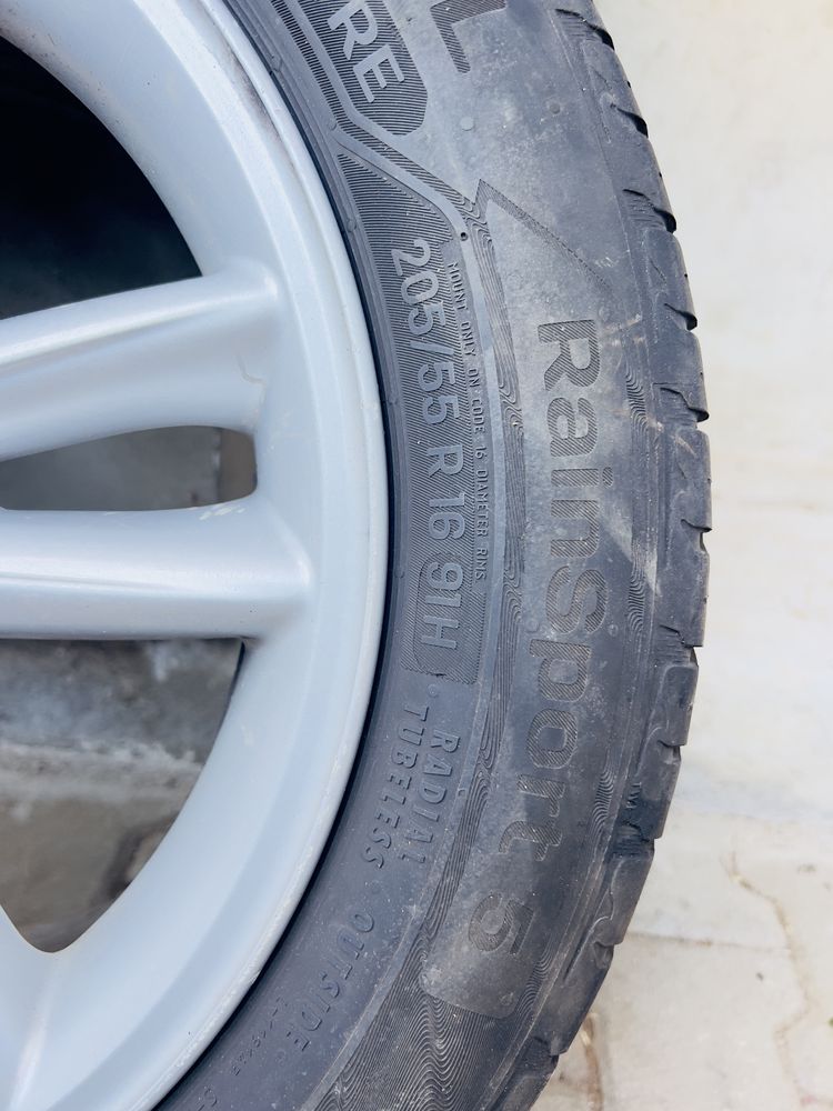 Летни гуми 205/55/ R16 91H UNIROYAL 4 бр. + Лети джанти 4 бр.