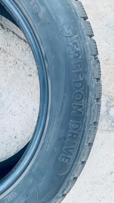 Новая шипованная резина 235/ 55/19 каждая по 40.000тг