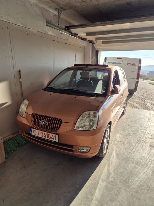 Kia  picanto benzina, automat, marsarier defect.