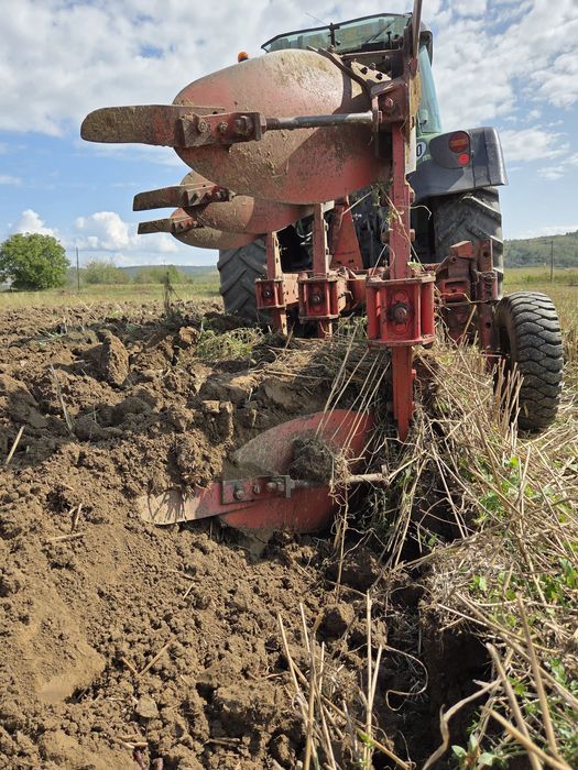 Plug reversibil 3+1 brazde Gregoire Besson