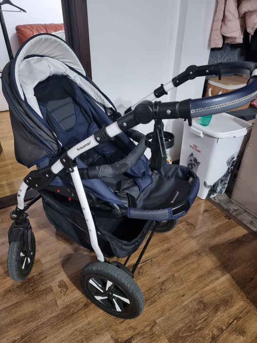 carucior cu 3 piese