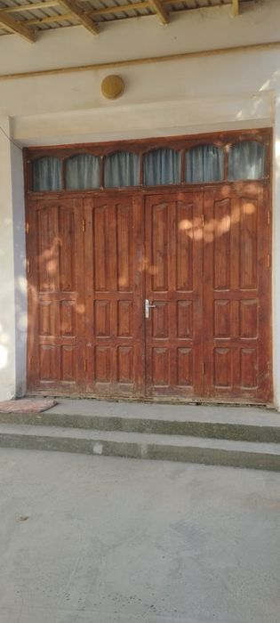 Дарвоза ва деразалар сотилади