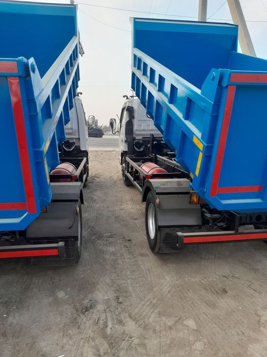 Автобусдан терилган  хамма жойлари янги