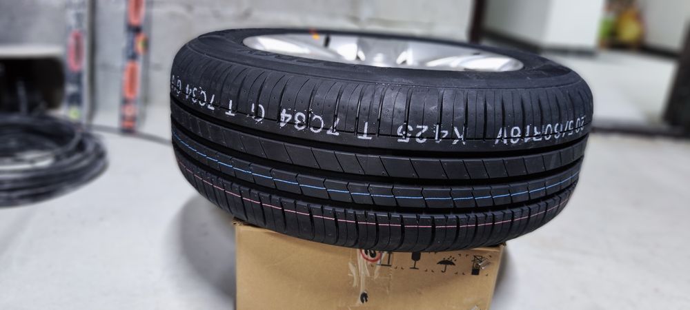 продам одно колесо R16