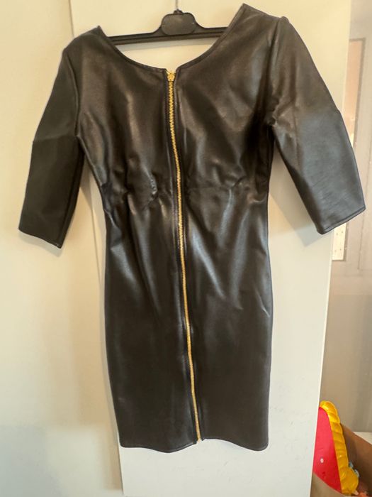 Rochie din piele ecologică, S