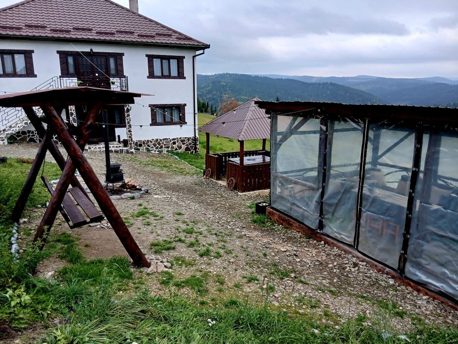 Cabana de inchiriat