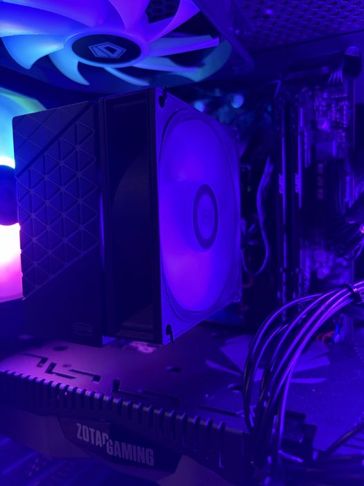 Intel core i3-14100F si cooler PCCooler R400