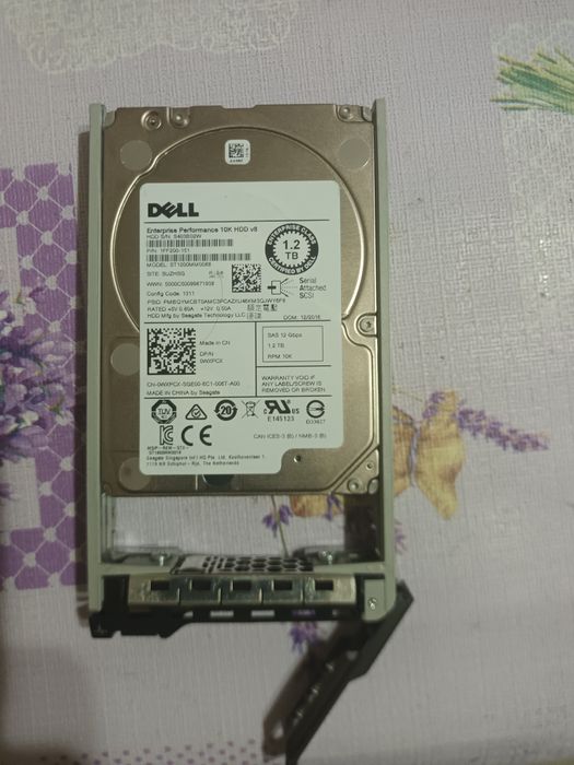 Hard disk Dell 1.2tb SAS 12 Gbps RPM 10k