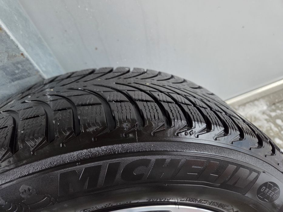 Jante originale Mercedes Glc  17'' cu cauciucuri de iarna Michelin